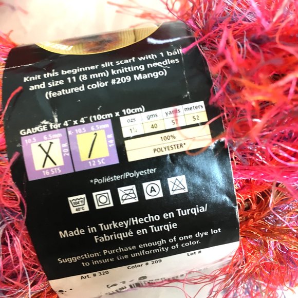 Mango Eyelash Yarn Fun Fur Lion Brand Yarn Bundle of 2 - Picture 4 of 5